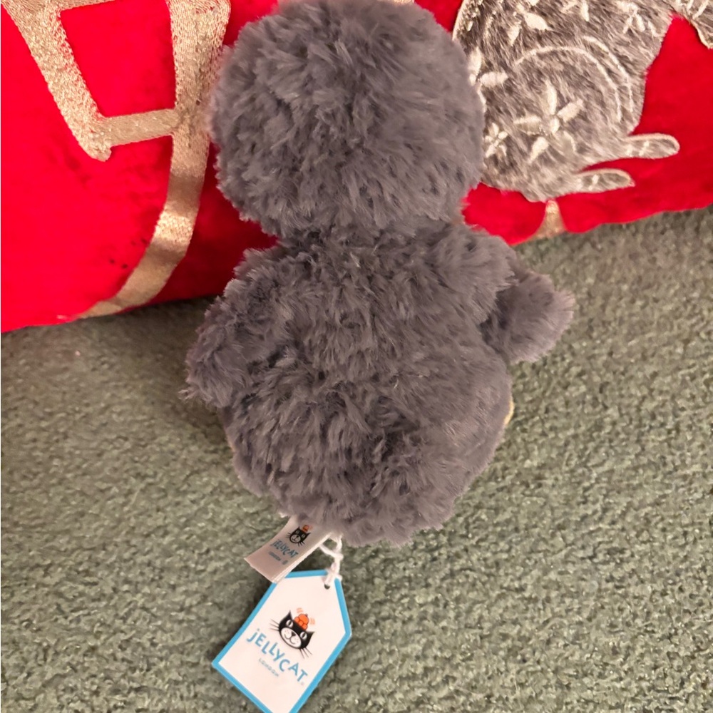 Jellycat Yummy Penguin Gray and White Penguin Plush brand new with tags - Picture 6 of 7
